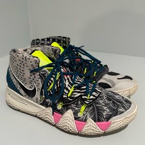 Nike Kyrie Kybrid S2